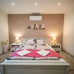 Laurapartman Apartmán *