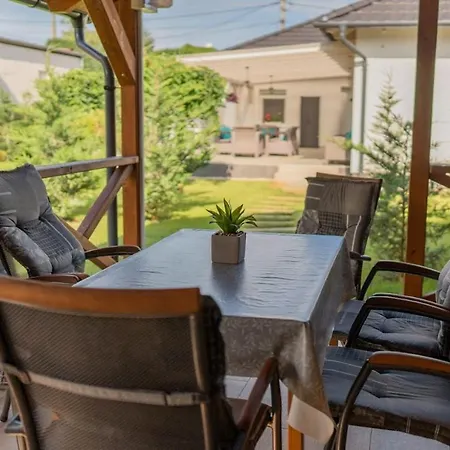 Apartment Laurapartman Gyula