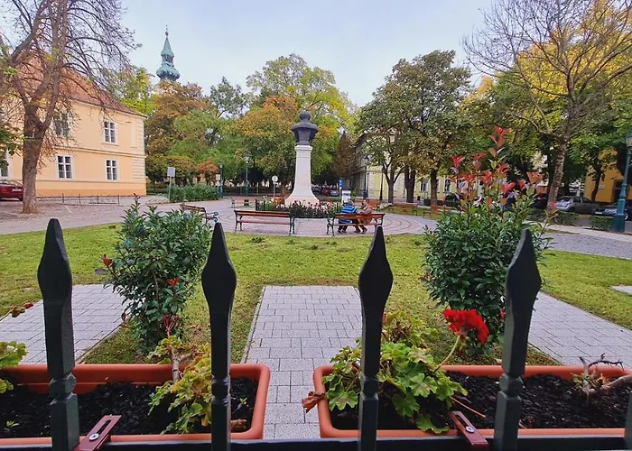 Laurapartman Apartament *